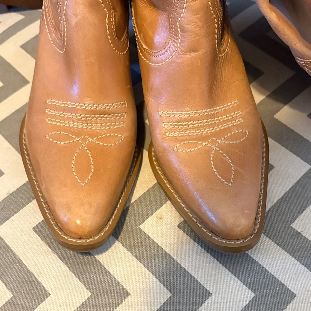 Tan color Leather Cowboy Boots - Picture 4 of 5